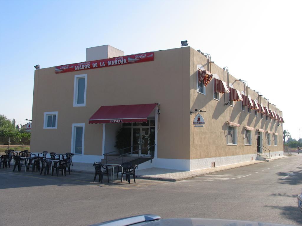 קרביינטה Hostal Imperial מראה חיצוני תמונה