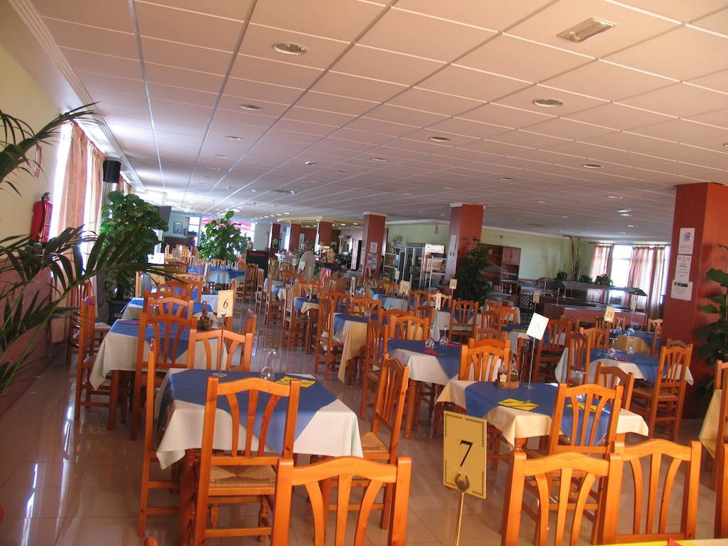 קרביינטה Hostal Imperial מראה חיצוני תמונה