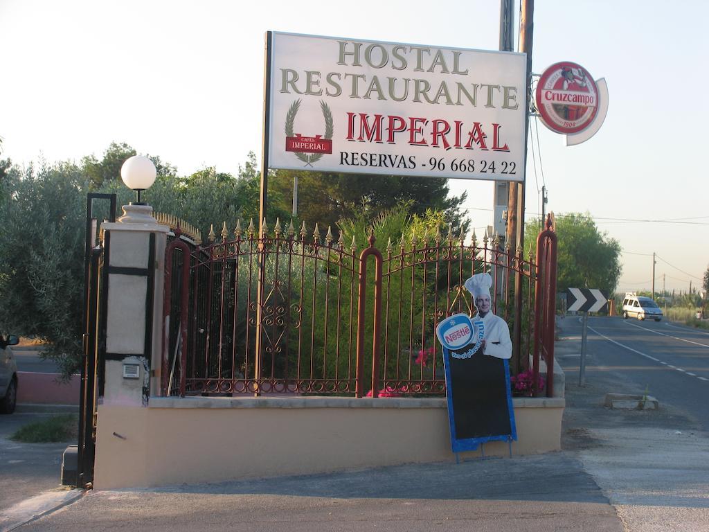 קרביינטה Hostal Imperial מראה חיצוני תמונה