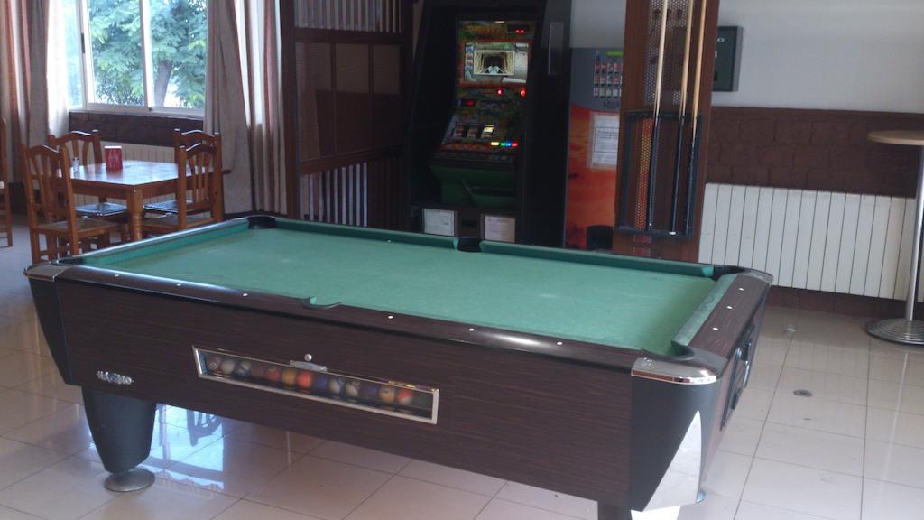 קרביינטה Hostal Imperial מראה חיצוני תמונה